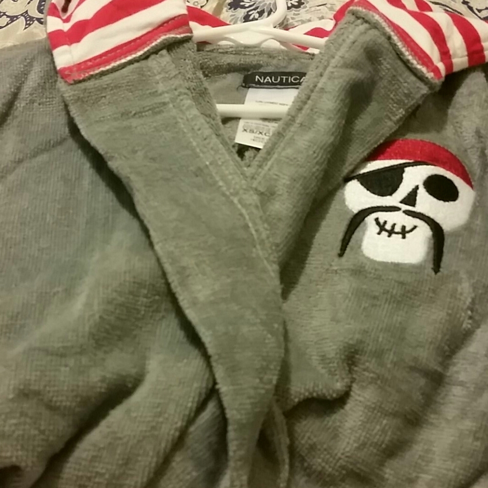 NAUTICA XS KIDS 3/4 BATH ROB NWT